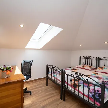 In With Sea View, Balcony, Air Conditioning, Wifi 5025-2 Lejlighed