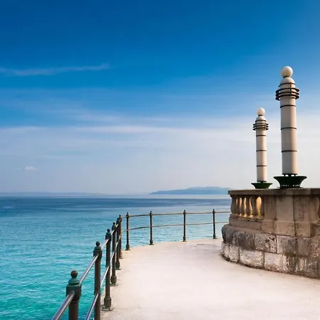 Lejlighed In With Sea View, Balcony, Air Conditioning, Wifi 5025-2 Ika