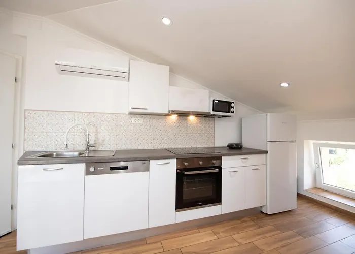 In With Sea View, Balcony, Air Conditioning, Wifi 5025-2 דירה