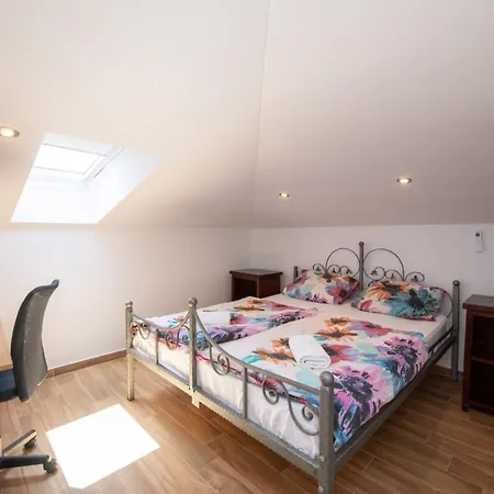 In With Sea View, Balcony, Air Conditioning, Wifi 5025-2 Ika
