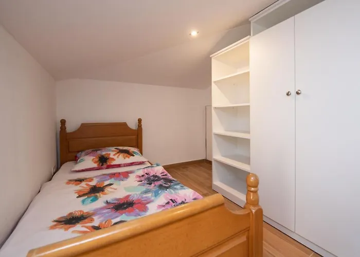 公寓 In With Sea View, Balcony, Air Conditioning, Wifi 5025-2 伊卡